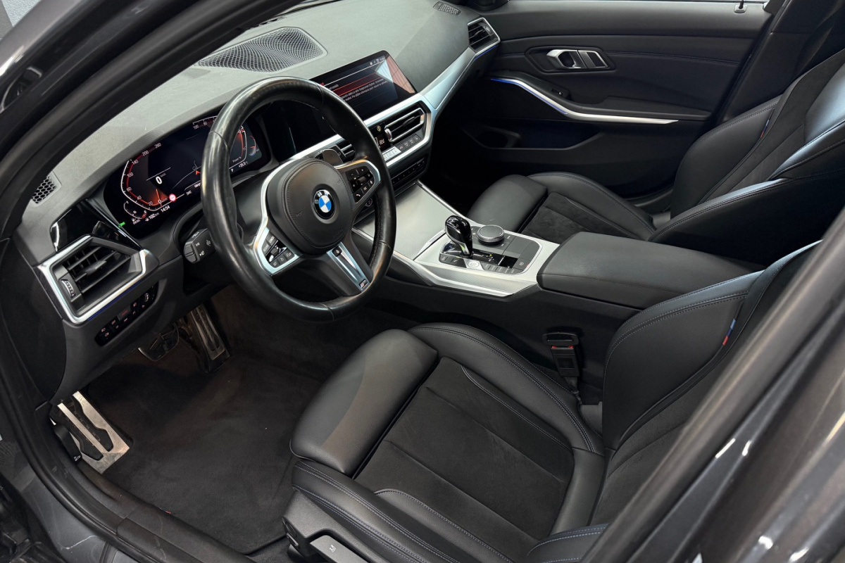 Ponuka vozidiel / BMW Rad 3 Touring 330d mHEV xDrive A/T - video