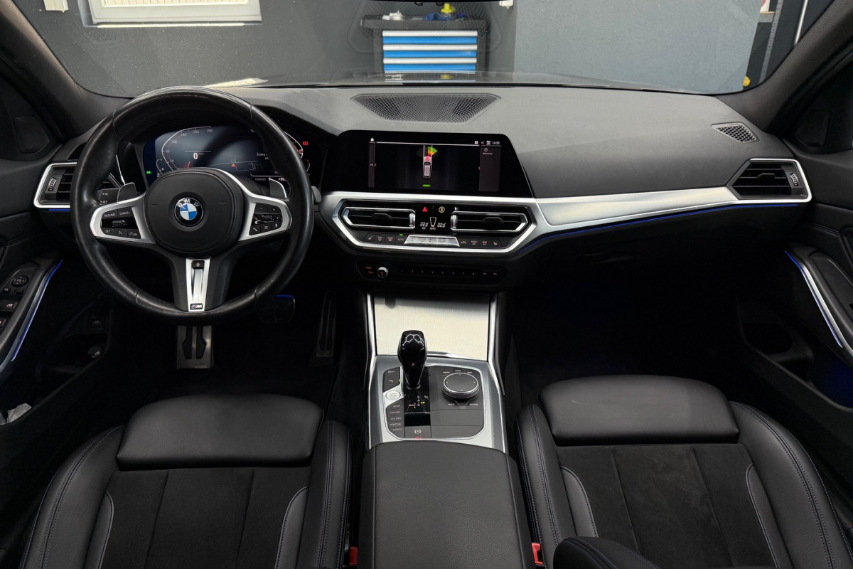 Ponuka vozidiel / BMW Rad 3 Touring 330d mHEV xDrive A/T - video