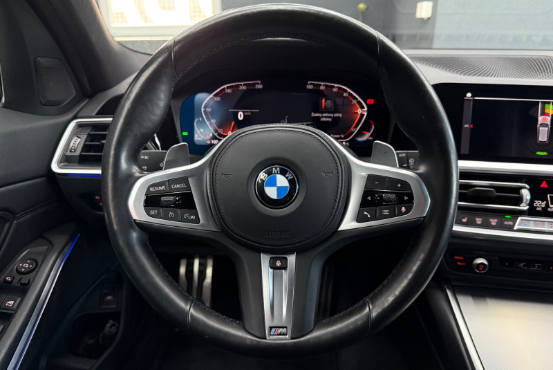  Ponuka vozidiel / BMW Rad 3 Touring 330d mHEV xDrive A/T - video