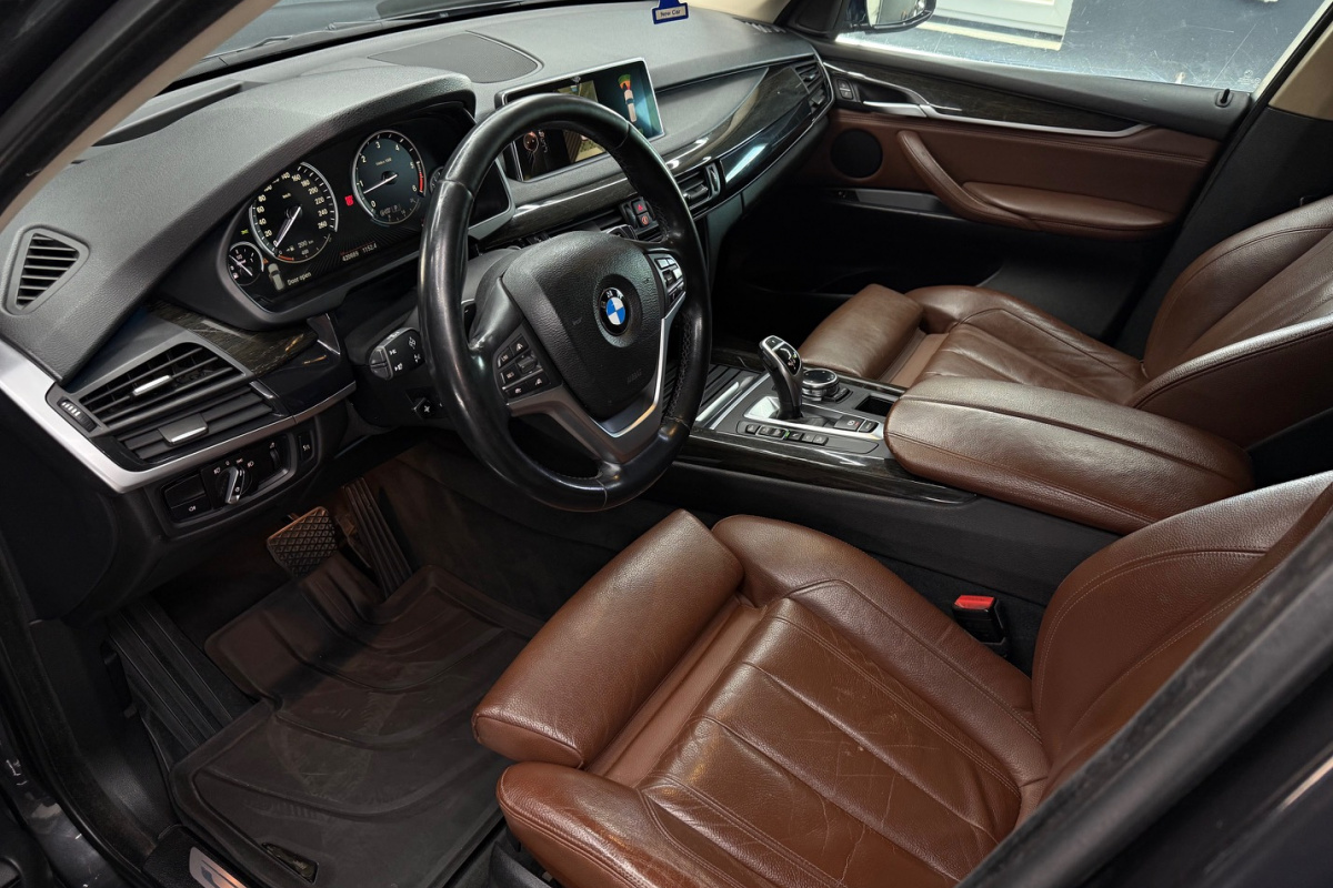 Ponuka vozidiel / BMW X5 xDrive30d A/T - video