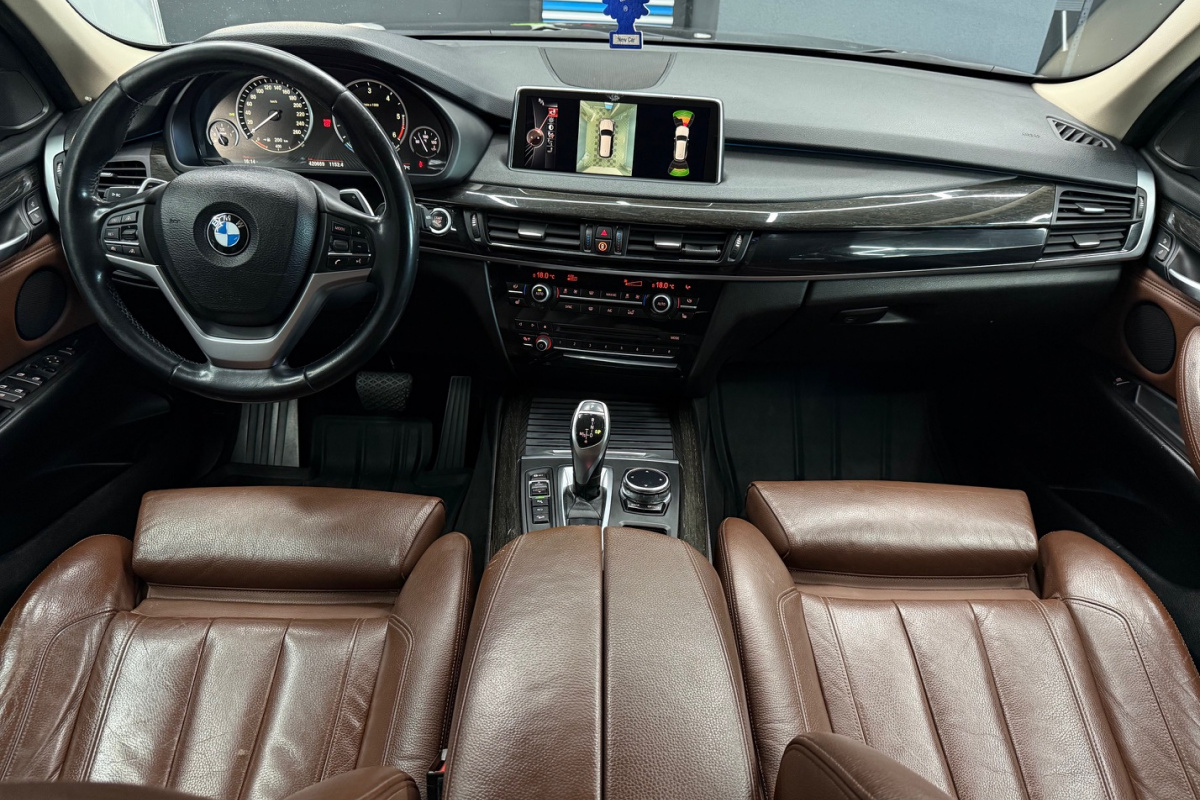 Ponuka vozidiel / BMW X5 xDrive30d A/T - video