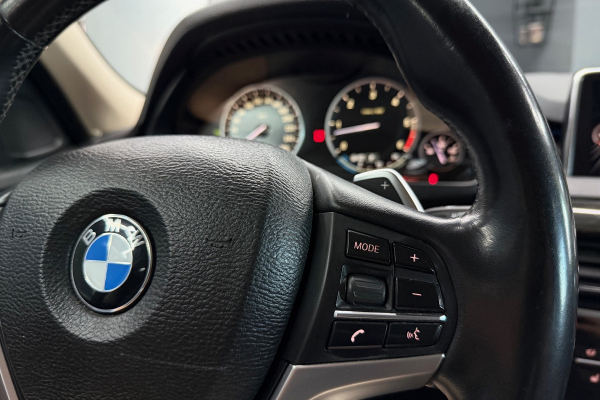 Ponuka vozidiel / BMW X5 xDrive30d A/T - video