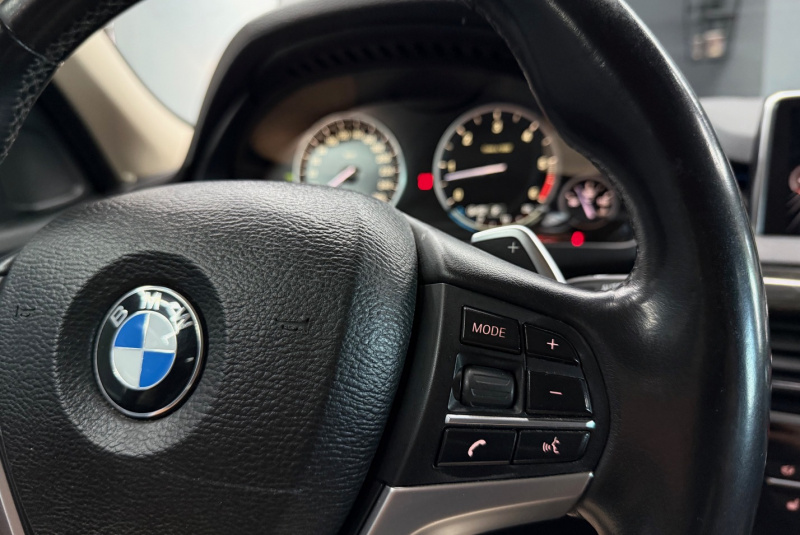  Ponuka vozidiel / BMW X5 xDrive30d A/T - video