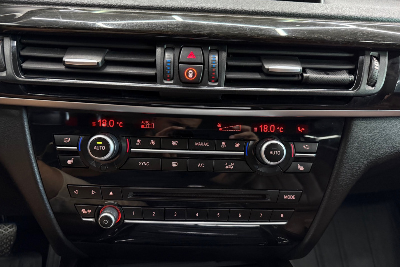  Ponuka vozidiel / BMW X5 xDrive30d A/T - video