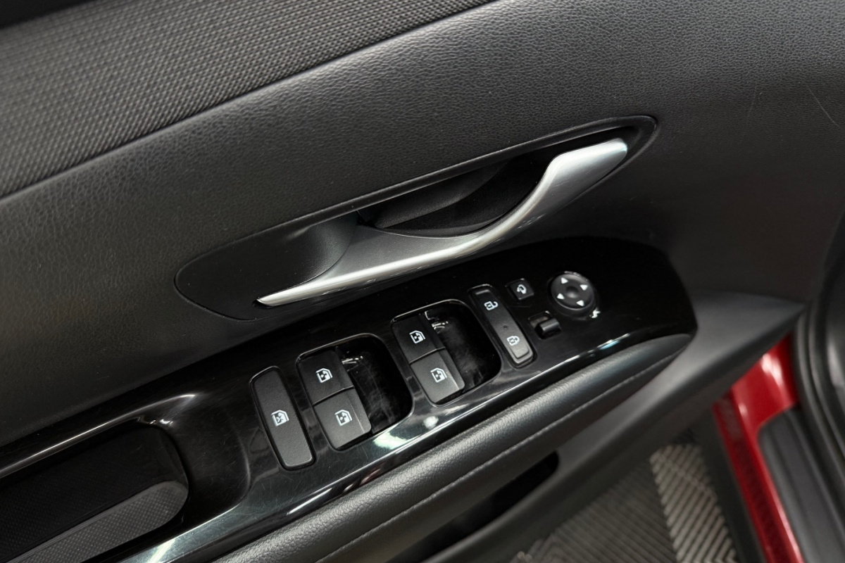 Ponuka vozidiel / Hyundai Tucson 1.6 T-GDi Mild Hybrid Style 4x4 A/T - video