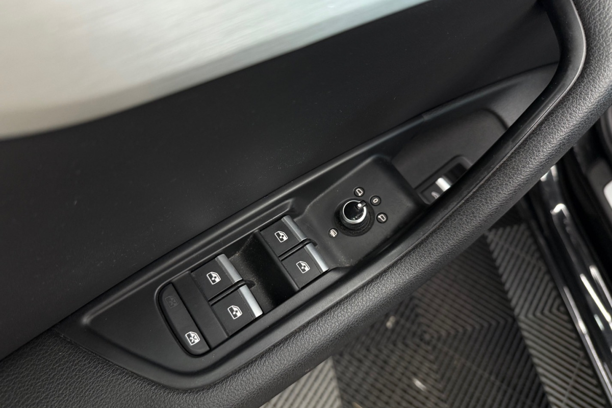 Ponuka vozidiel / Audi A4 2.0 TDI S tronic Basis - video Ponuka vozidiel / Audi A4 2.0 TDI S tronic Basis - video