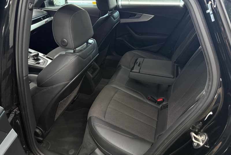 Ponuka vozidiel / Audi A4 2.0 TDI S tronic Basis - video Ponuka vozidiel / Audi A4 2.0 TDI S tronic Basis - video