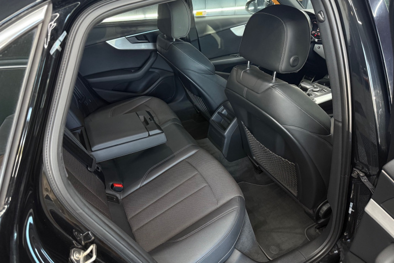  Ponuka vozidiel / Audi A4 2.0 TDI S tronic Basis - video