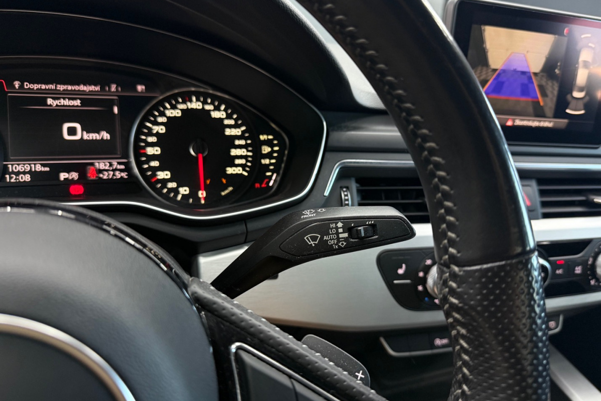Ponuka vozidiel / Audi A4 2.0 TDI S tronic Basis - video