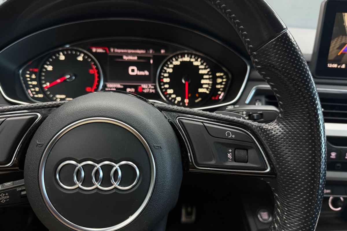 Ponuka vozidiel / Audi A4 2.0 TDI S tronic Basis - video Ponuka vozidiel / Audi A4 2.0 TDI S tronic Basis - video