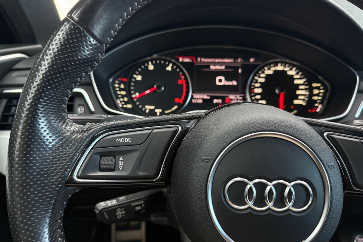 Ponuka vozidiel / Audi A4 2.0 TDI S tronic Basis - video