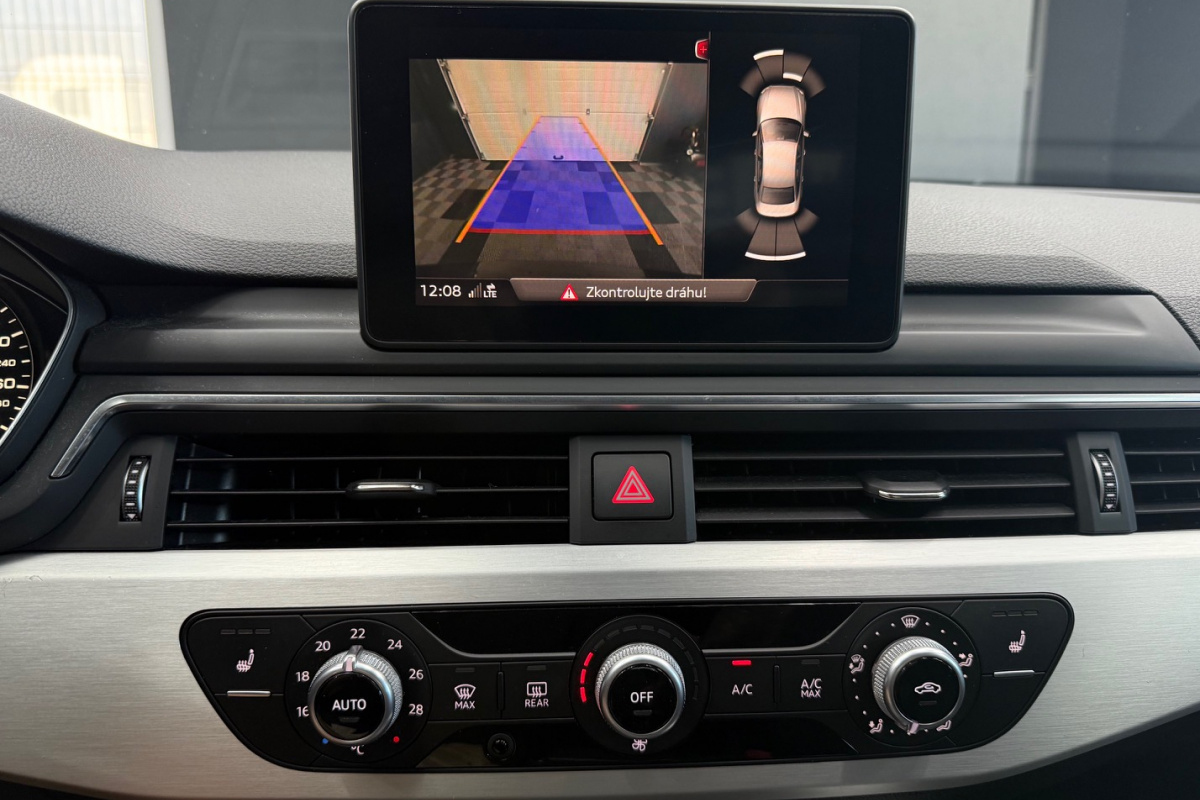 Ponuka vozidiel / Audi A4 2.0 TDI S tronic Basis - video