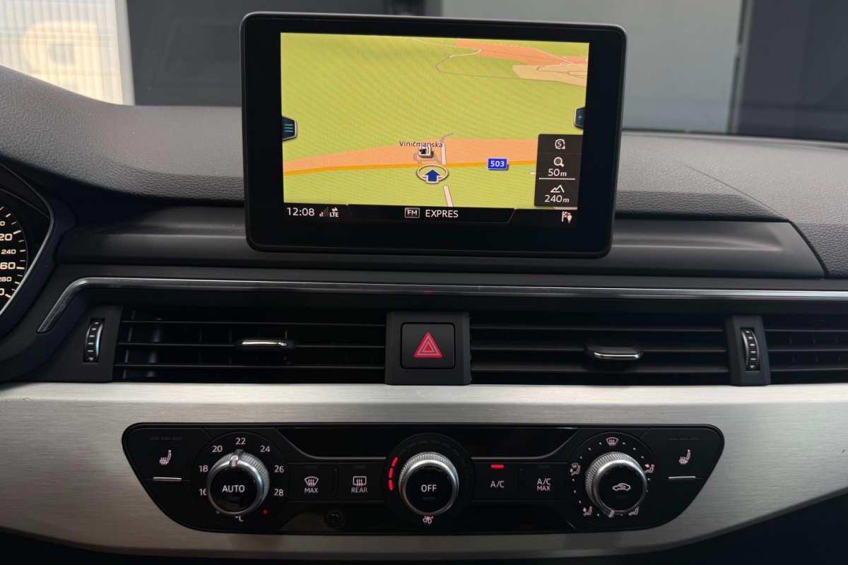 Ponuka vozidiel / Audi A4 2.0 TDI S tronic Basis - video Ponuka vozidiel / Audi A4 2.0 TDI S tronic Basis - video