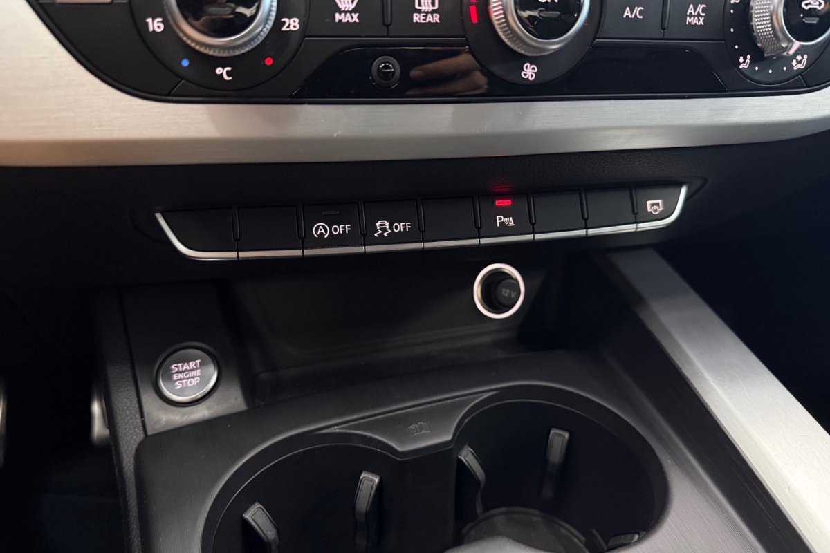 Ponuka vozidiel / Audi A4 2.0 TDI S tronic Basis - video Ponuka vozidiel / Audi A4 2.0 TDI S tronic Basis - video