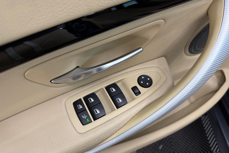 Ponuka vozidiel / BMW Rad 3 GT 325d Gran Turismo A/T - video Ponuka vozidiel / BMW Rad 3 GT 325d Gran Turismo A/T - video