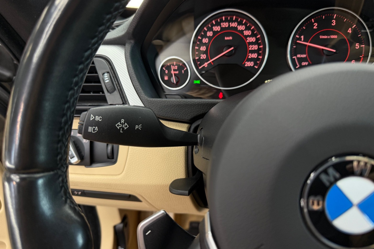 Ponuka vozidiel / BMW Rad 3 GT 325d Gran Turismo A/T - video