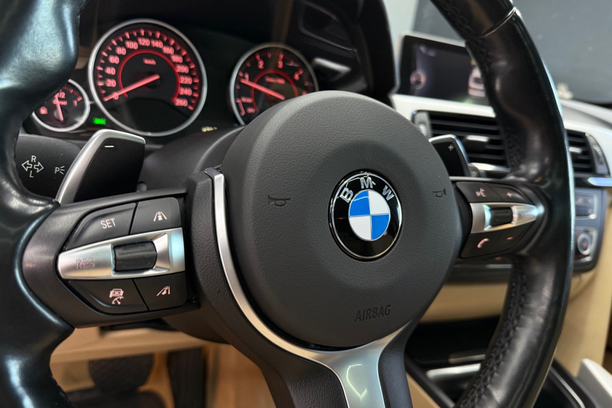 Ponuka vozidiel / BMW Rad 3 GT 325d Gran Turismo A/T - video