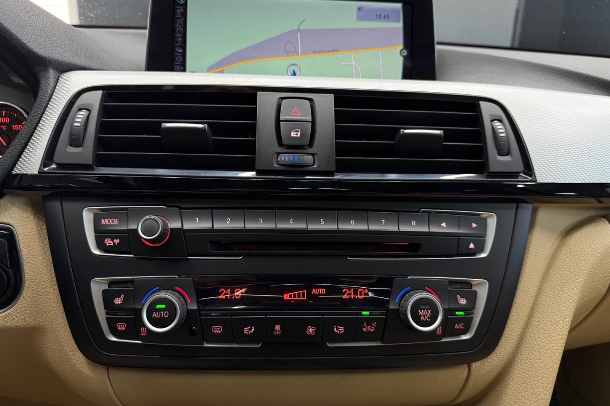 Ponuka vozidiel / BMW Rad 3 GT 325d Gran Turismo A/T - video