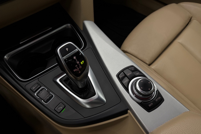 Ponuka vozidiel / BMW Rad 3 GT 325d Gran Turismo A/T - video Ponuka vozidiel / BMW Rad 3 GT 325d Gran Turismo A/T - video