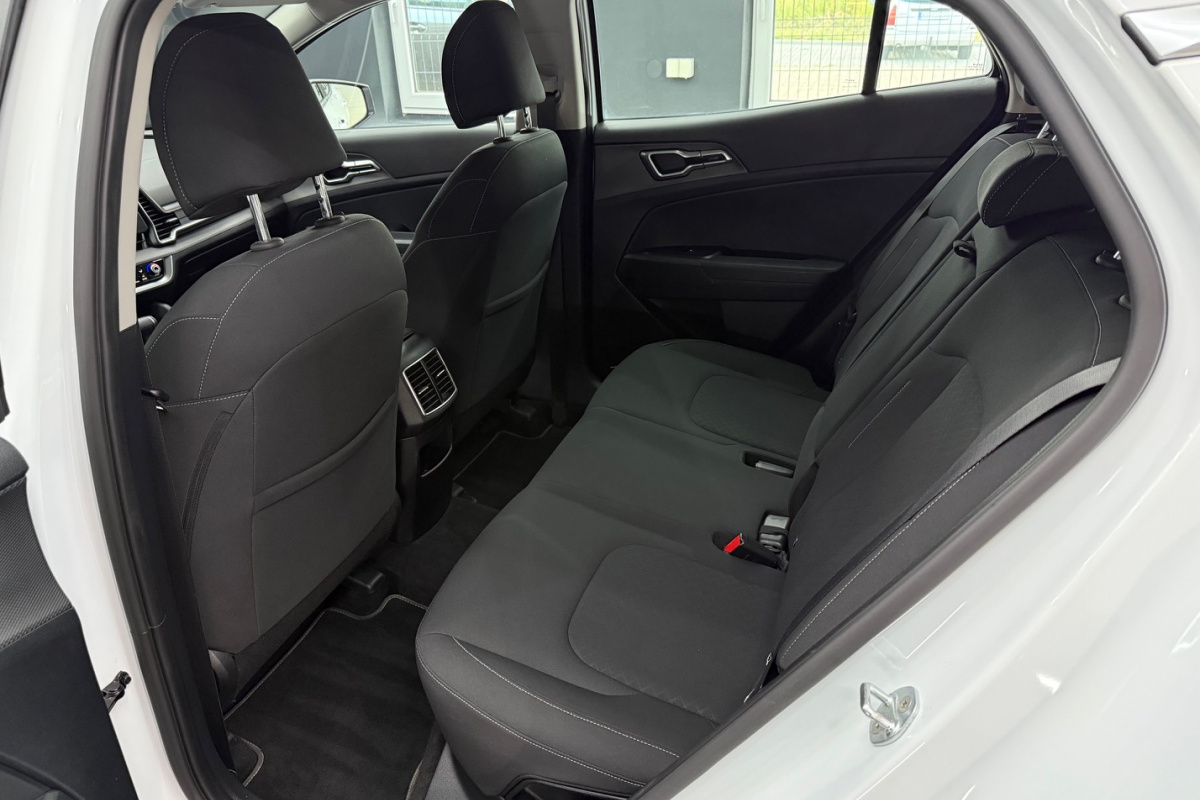 Ponuka vozidiel / Kia Sportage 1.6 T-GDi mHEV Gold A/T - video