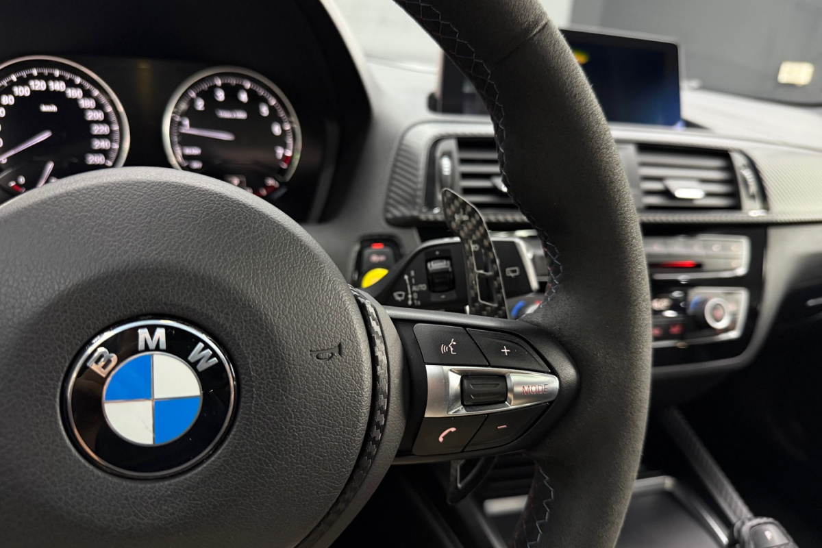 Ponuka vozidiel / BMW M1 M140i - video