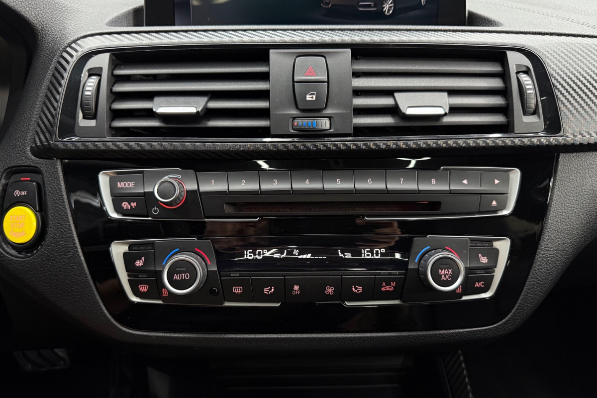 Ponuka vozidiel / BMW M1 M140i - video