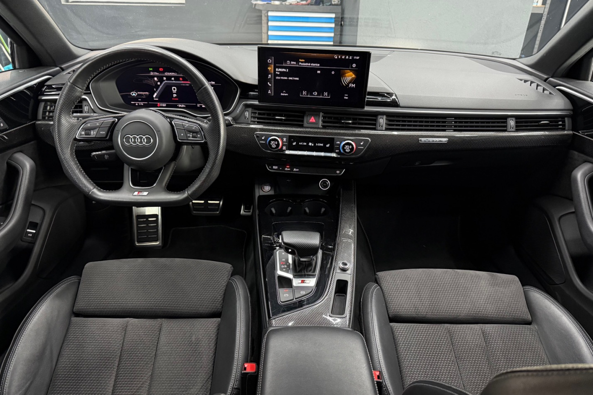 Ponuka vozidiel / Audi S4/S4 Avant 3.0 TDi Quattro - video
