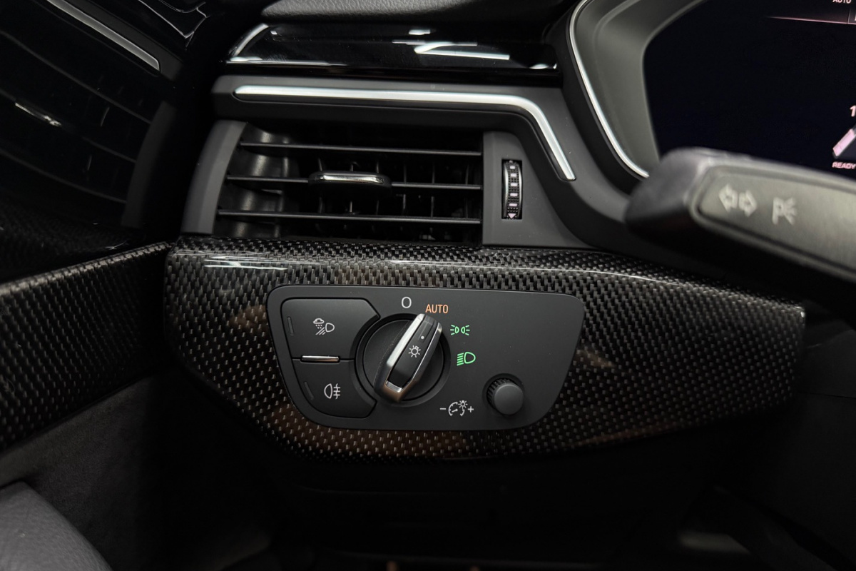 Ponuka vozidiel / Audi S4/S4 Avant 3.0 TDi Quattro - video Ponuka vozidiel / Audi S4/S4 Avant 3.0 TDi Quattro - video