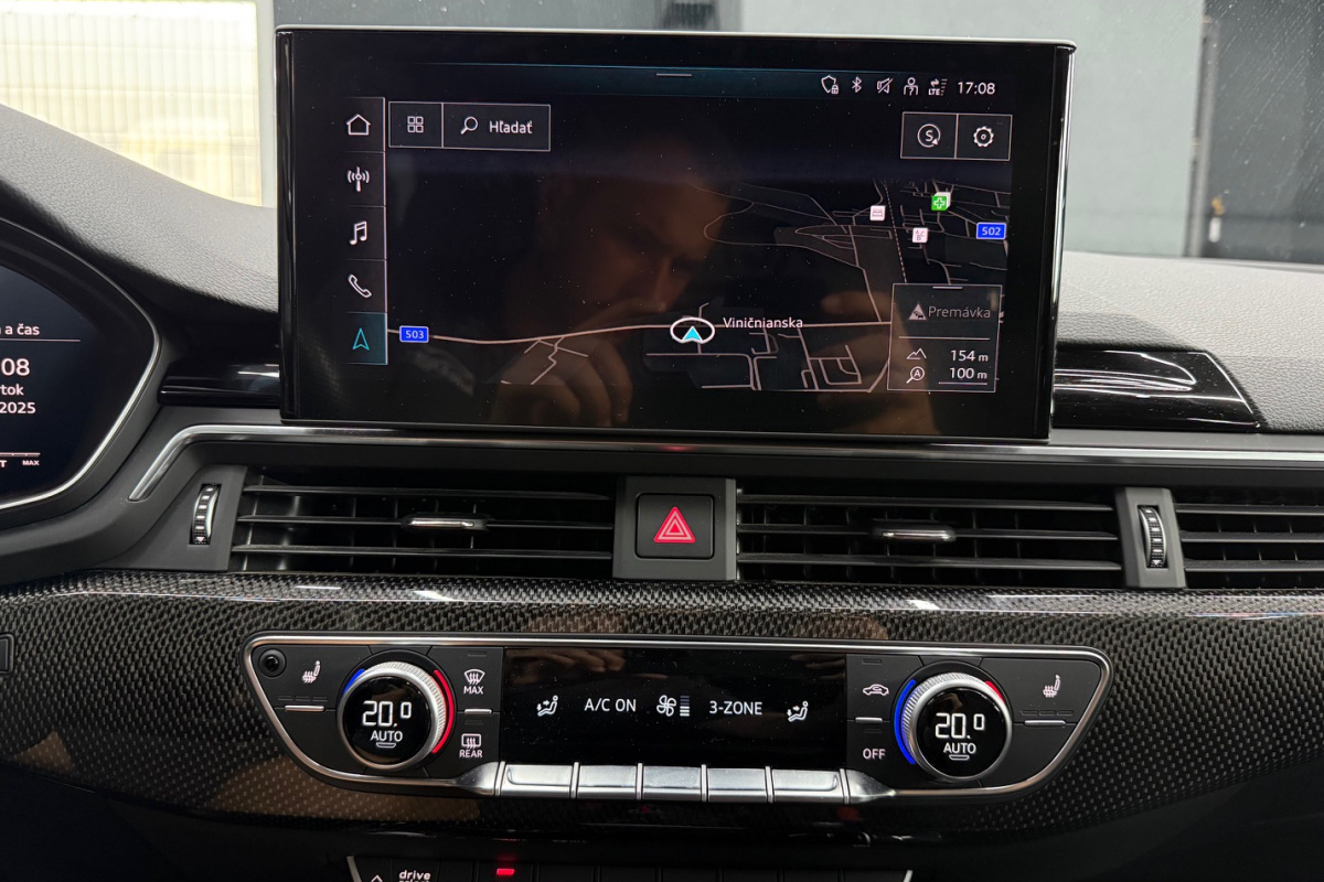 Ponuka vozidiel / Audi S4/S4 Avant 3.0 TDi Quattro - video