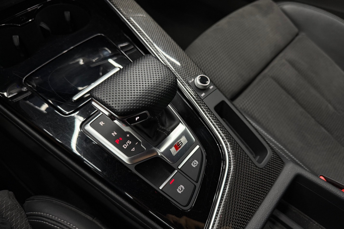 Ponuka vozidiel / Audi S4/S4 Avant 3.0 TDi Quattro - video Ponuka vozidiel / Audi S4/S4 Avant 3.0 TDi Quattro - video