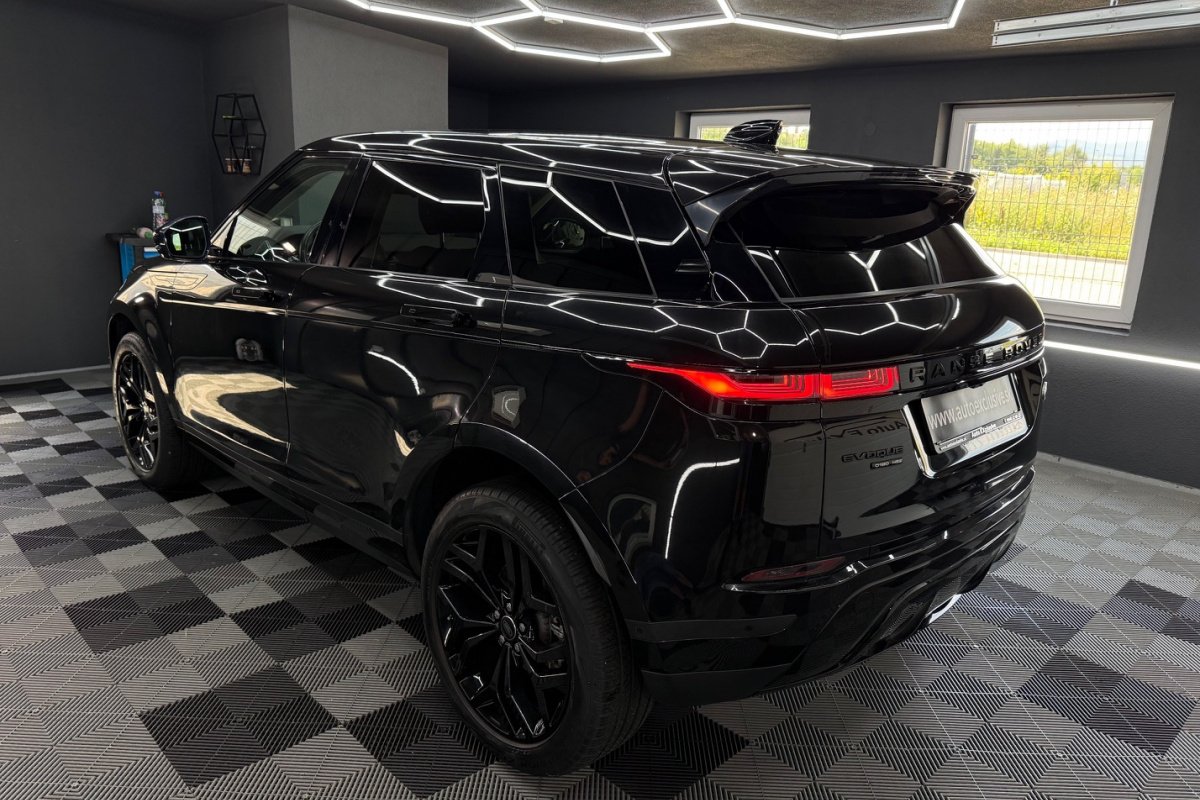 Ponuka vozidiel / Land Rover Range Rover Evoque 2.0 TD4 180 HSE AT - video