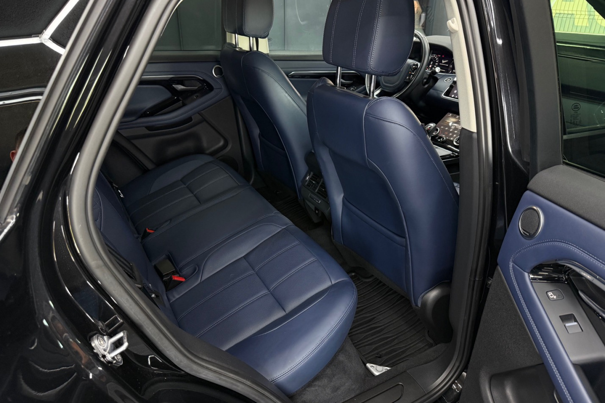 Ponuka vozidiel / Land Rover Range Rover Evoque 2.0 TD4 180 HSE AT - video