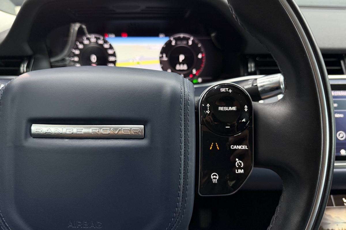 Ponuka vozidiel / Land Rover Range Rover Evoque 2.0 TD4 180 HSE AT - video