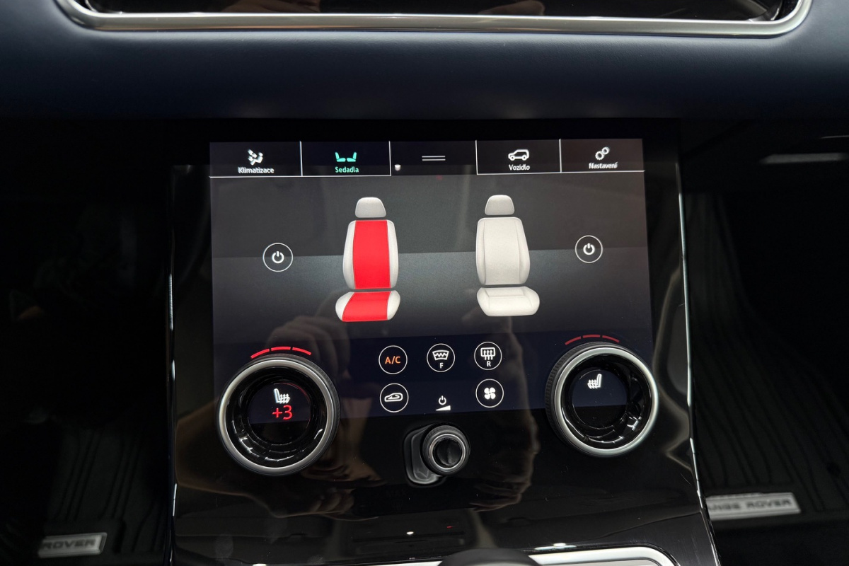 Ponuka vozidiel / Land Rover Range Rover Evoque 2.0 TD4 180 HSE AT - video