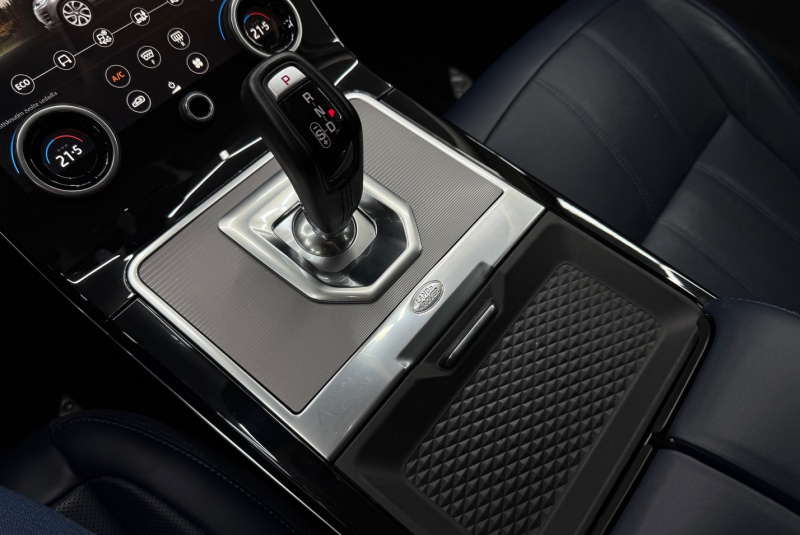  Ponuka vozidiel / Land Rover Range Rover Evoque 2.0 TD4 180 HSE AT - video