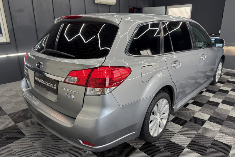  Ponuka vozidiel / Subaru Legacy 2.0 D AB Classic - video