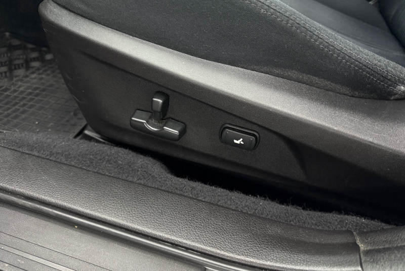  Ponuka vozidiel / Subaru Legacy 2.0 D AB Classic - video