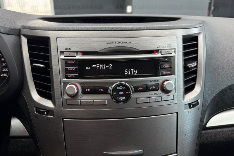  Ponuka vozidiel / Subaru Legacy 2.0 D AB Classic - video