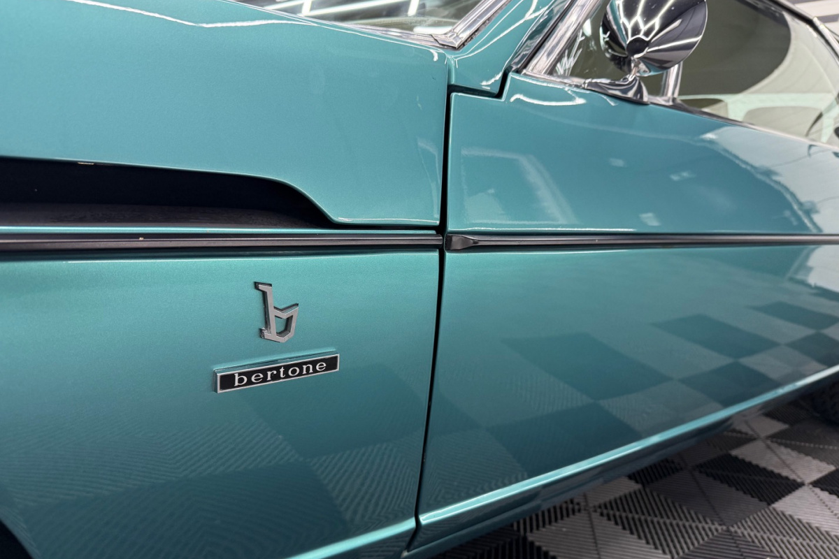 Ponuka vozidiel / Lamborghini Espada 4.0 V12 400GT Series 2 - video
