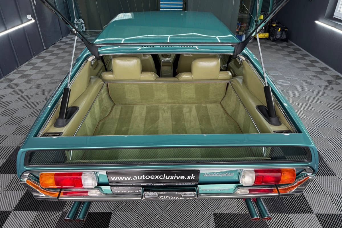 Ponuka vozidiel / Lamborghini Espada 4.0 V12 400GT Series 2 - video