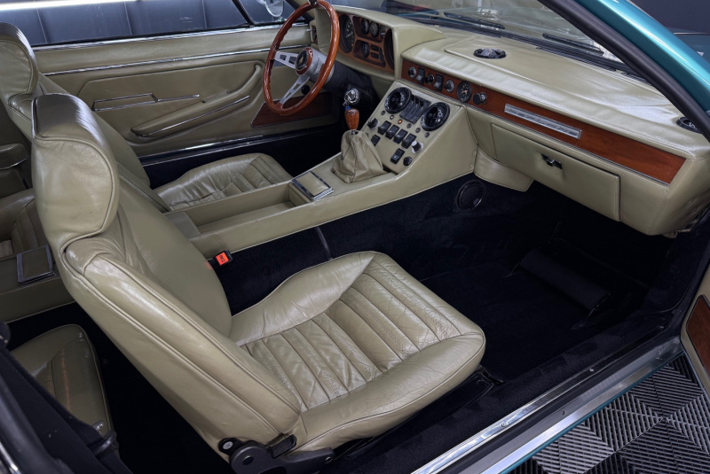  Ponuka vozidiel / Lamborghini Espada 4.0 V12 400GT Series 2 - video