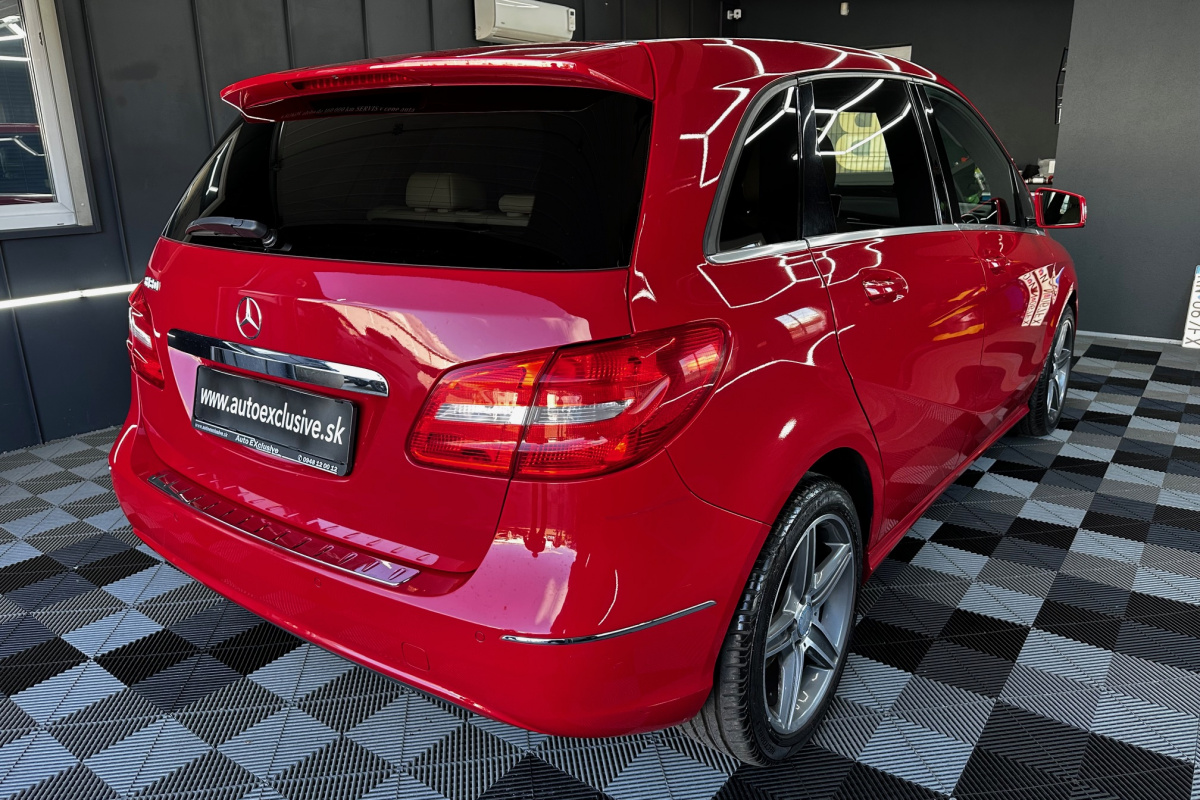 Ponuka vozidiel / Mercedes-Benz B trieda 180 CDI A/T - video