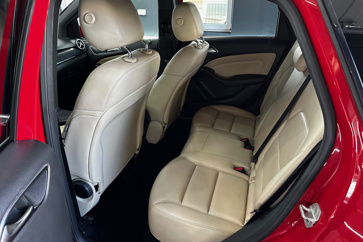 Ponuka vozidiel / Mercedes-Benz B trieda 180 CDI A/T - video