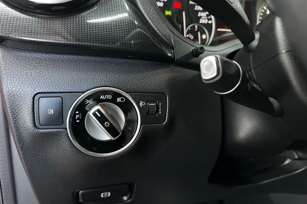 Ponuka vozidiel / Mercedes-Benz B trieda 180 CDI A/T - video