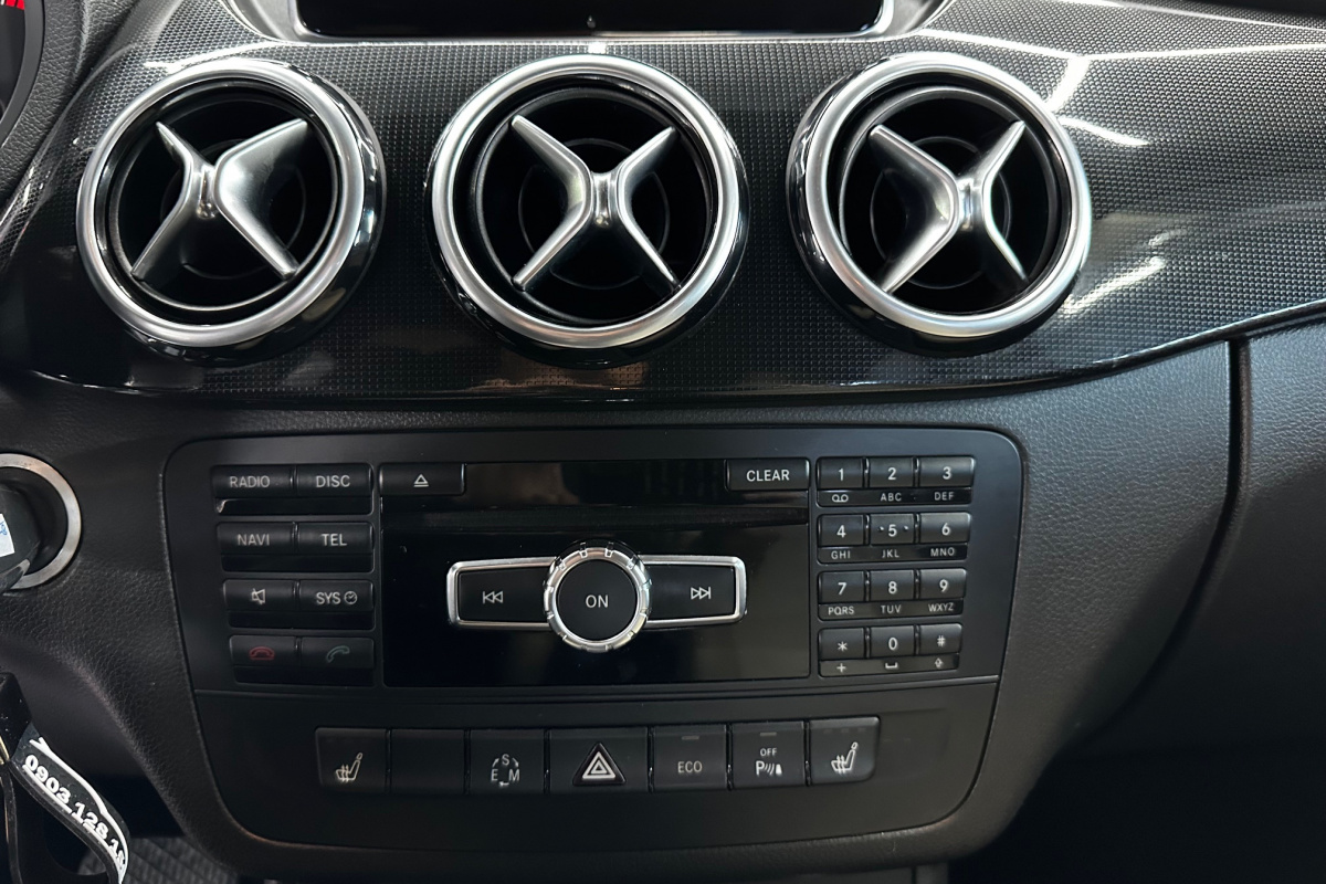 Ponuka vozidiel / Mercedes-Benz B trieda 180 CDI A/T - video