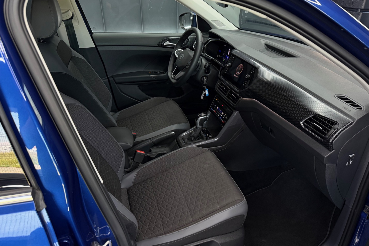 Ponuka vozidiel / Volkswagen T-Cross 1.5 TSI 150k Style DSG - video Ponuka vozidiel / Volkswagen T-Cross 1.5 TSI 150k Style DSG - video