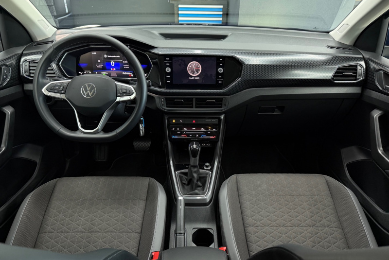  Ponuka vozidiel / Volkswagen T-Cross 1.5 TSI 150k Style DSG - video