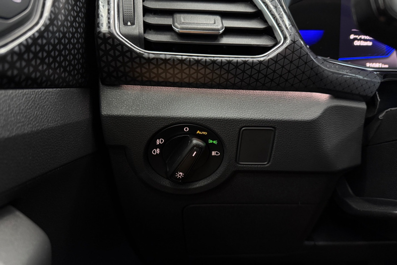  Ponuka vozidiel / Volkswagen T-Cross 1.5 TSI 150k Style DSG - video