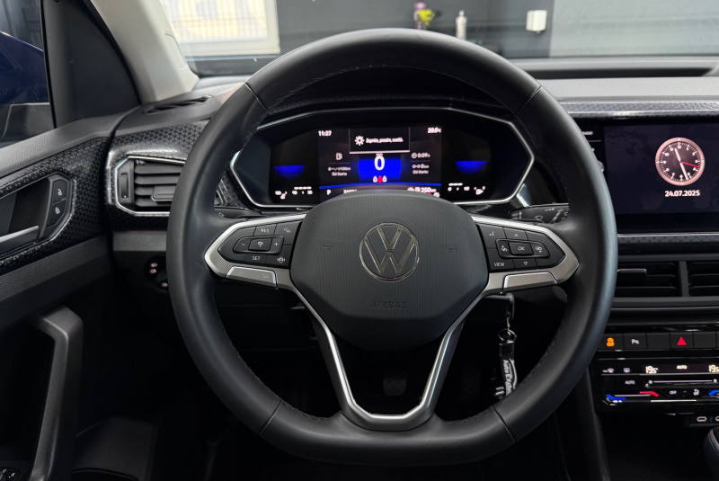 Ponuka vozidiel / Volkswagen T-Cross 1.5 TSI 150k Style DSG - video Ponuka vozidiel / Volkswagen T-Cross 1.5 TSI 150k Style DSG - video