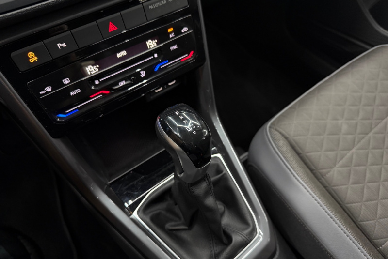 Ponuka vozidiel / Volkswagen T-Cross 1.5 TSI 150k Style DSG - video Ponuka vozidiel / Volkswagen T-Cross 1.5 TSI 150k Style DSG - video